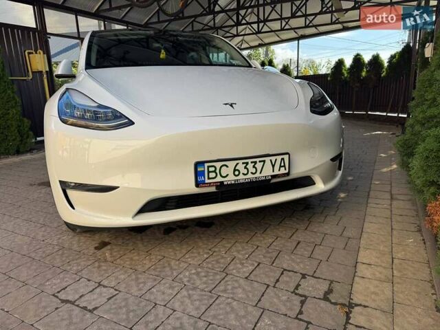 Белый Тесла Model Y, объемом двигателя 0 л и пробегом 12 тыс. км за 30500 $, фото 12 на Automoto.ua