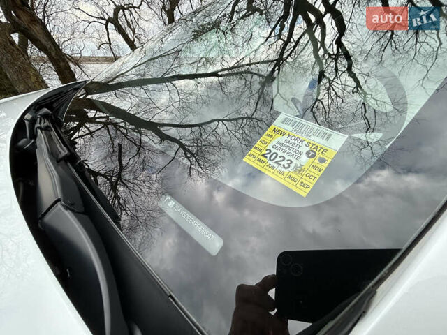 Белый Тесла Model Y, объемом двигателя 0 л и пробегом 6 тыс. км за 36900 $, фото 17 на Automoto.ua