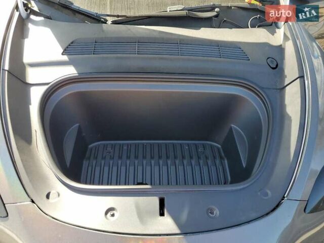 Белый Тесла Model Y, объемом двигателя 0 л и пробегом 39 тыс. км за 29500 $, фото 41 на Automoto.ua