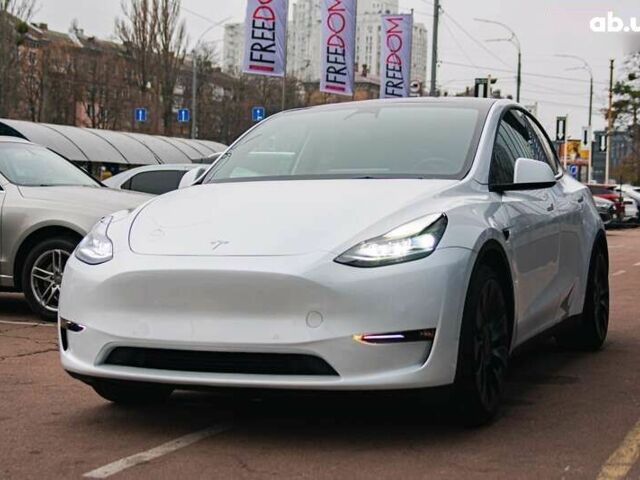 Білий Тесла Model Y, об'ємом двигуна 0 л та пробігом 20 тис. км за 44999 $, фото 2 на Automoto.ua