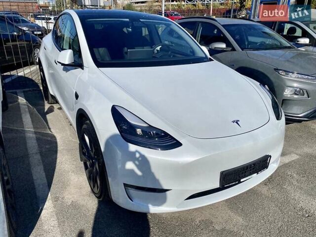 Белый Тесла Model Y, объемом двигателя 0 л и пробегом 1 тыс. км за 46000 $, фото 9 на Automoto.ua