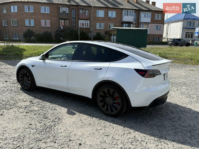 Белый Тесла Model Y, объемом двигателя 0 л и пробегом 57 тыс. км за 31000 $, фото 4 на Automoto.ua