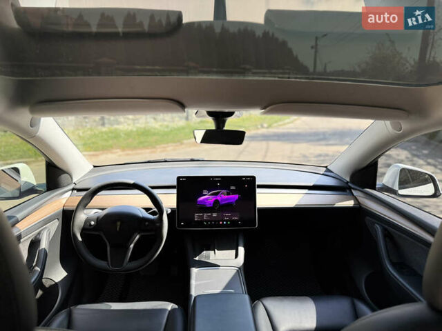 Белый Тесла Model Y, объемом двигателя 0 л и пробегом 67 тыс. км за 23999 $, фото 22 на Automoto.ua