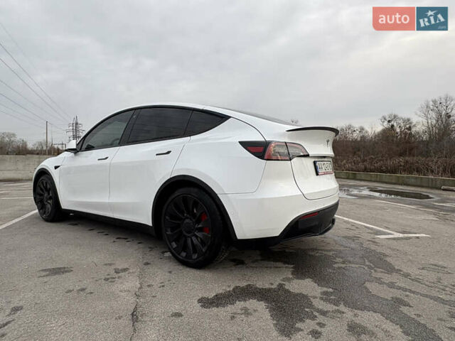 Білий Тесла Model Y, об'ємом двигуна 0 л та пробігом 65 тис. км за 29500 $, фото 4 на Automoto.ua