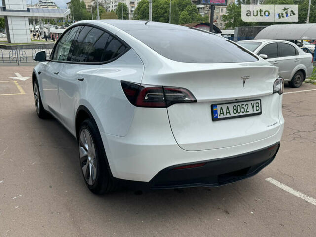 Белый Тесла Model Y, объемом двигателя 0 л и пробегом 6 тыс. км за 38400 $, фото 7 на Automoto.ua