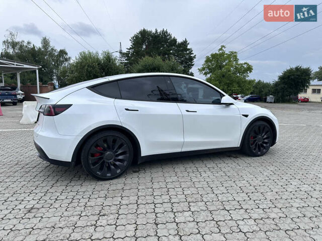Білий Тесла Model Y, об'ємом двигуна 0 л та пробігом 49 тис. км за 32500 $, фото 42 на Automoto.ua