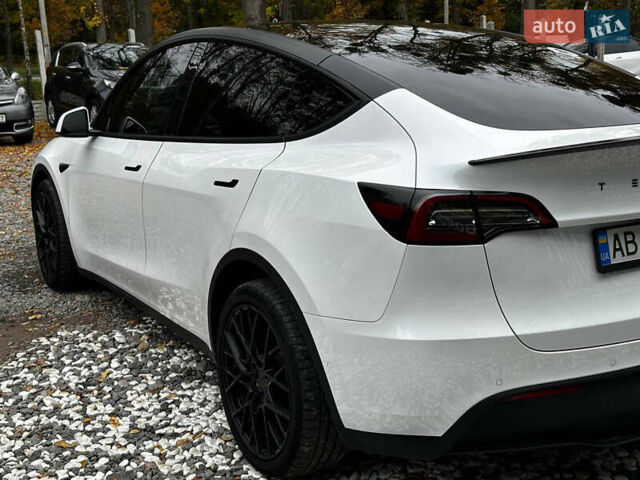 Белый Тесла Model Y, объемом двигателя 0 л и пробегом 57 тыс. км за 32000 $, фото 14 на Automoto.ua