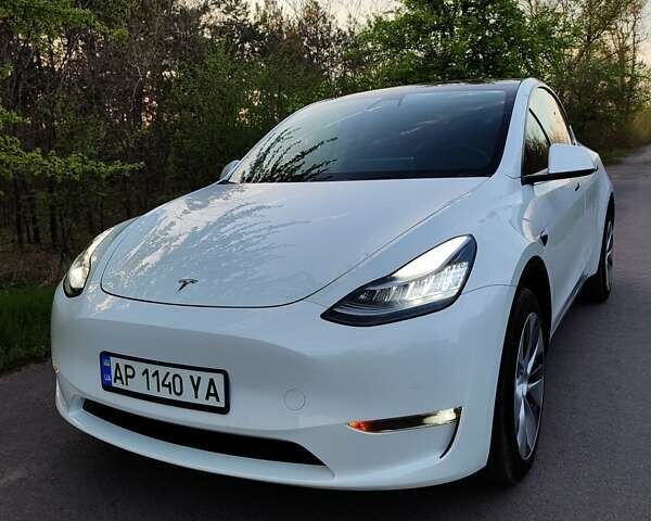 Белый Тесла Model Y, объемом двигателя 0 л и пробегом 27 тыс. км за 35500 $, фото 14 на Automoto.ua