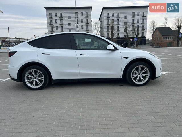 Білий Тесла Model Y, об'ємом двигуна 0 л та пробігом 15 тис. км за 27999 $, фото 7 на Automoto.ua