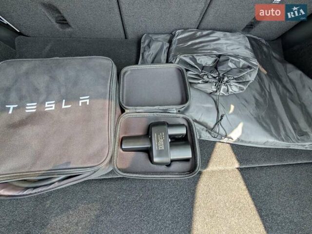 Белый Тесла Model Y, объемом двигателя 0 л и пробегом 39 тыс. км за 29500 $, фото 25 на Automoto.ua