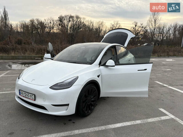 Білий Тесла Model Y, об'ємом двигуна 0 л та пробігом 65 тис. км за 29500 $, фото 7 на Automoto.ua