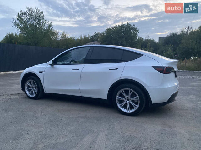 Белый Тесла Model Y, объемом двигателя 0 л и пробегом 58 тыс. км за 24000 $, фото 28 на Automoto.ua