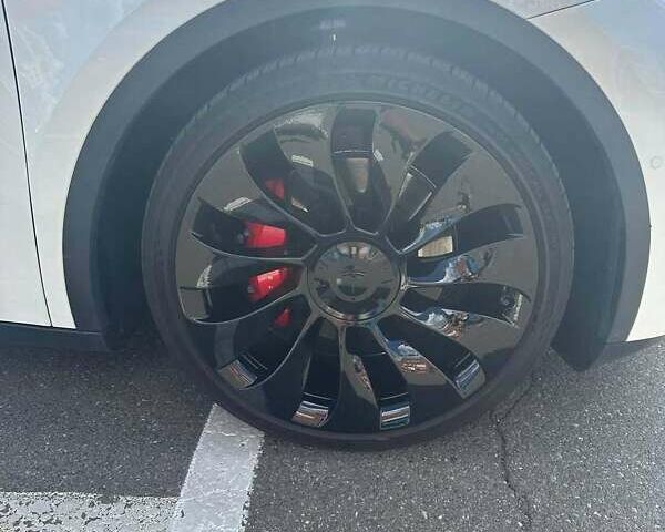 Білий Тесла Model Y, об'ємом двигуна 0 л та пробігом 39 тис. км за 21000 $, фото 7 на Automoto.ua