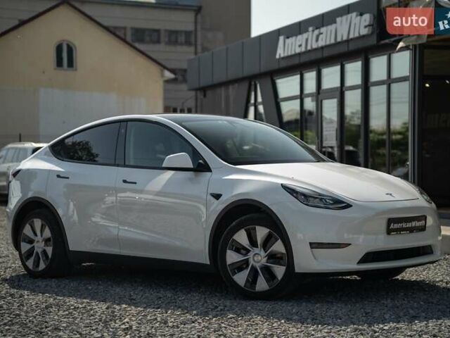 Білий Тесла Model Y, об'ємом двигуна 0 л та пробігом 59 тис. км за 26500 $, фото 10 на Automoto.ua