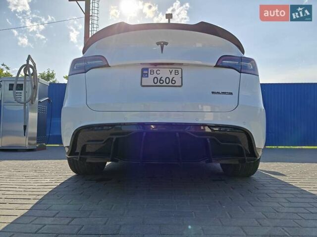 Белый Тесла Model Y, объемом двигателя 0 л и пробегом 85 тыс. км за 24799 $, фото 6 на Automoto.ua