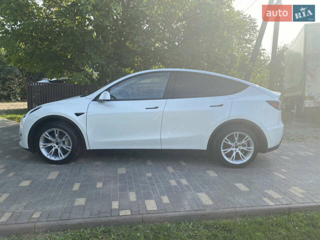 Белый Тесла Model Y, объемом двигателя 0 л и пробегом 58 тыс. км за 24000 $, фото 48 на Automoto.ua