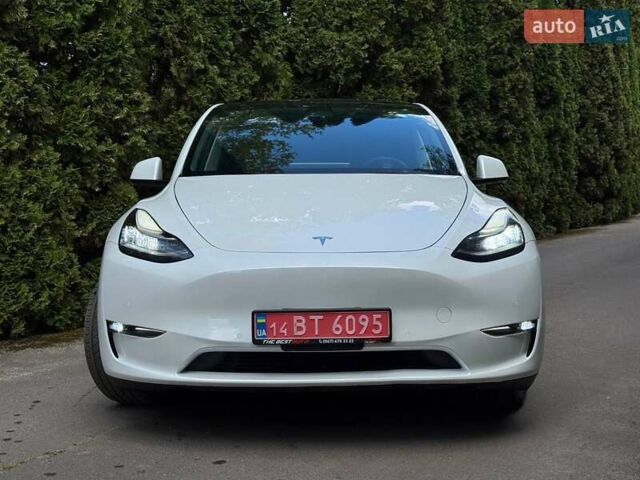 Белый Тесла Model Y, объемом двигателя 0 л и пробегом 18 тыс. км за 25499 $, фото 16 на Automoto.ua