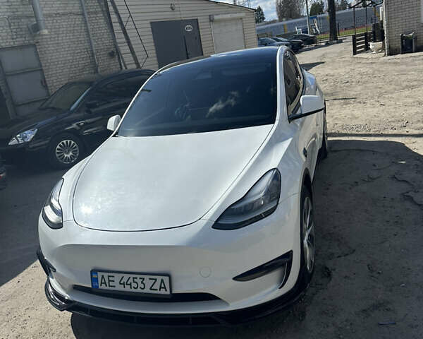 Белый Тесла Model Y, объемом двигателя 0 л и пробегом 38 тыс. км за 32500 $, фото 5 на Automoto.ua