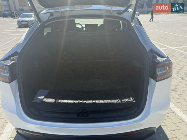 Белый Тесла Model Y, объемом двигателя 0 л и пробегом 135 тыс. км за 22500 $, фото 9 на Automoto.ua