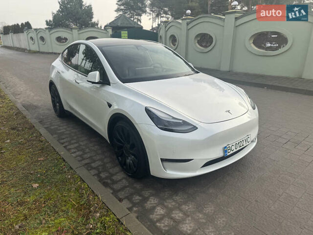 Белый Тесла Model Y, объемом двигателя 0 л и пробегом 86 тыс. км за 24500 $, фото 2 на Automoto.ua