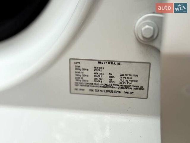Білий Тесла Model Y, об'ємом двигуна 0 л та пробігом 60 тис. км за 28500 $, фото 25 на Automoto.ua