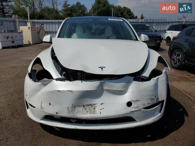 Белый Тесла Model Y, объемом двигателя 0 л и пробегом 37 тыс. км за 11000 $, фото 4 на Automoto.ua