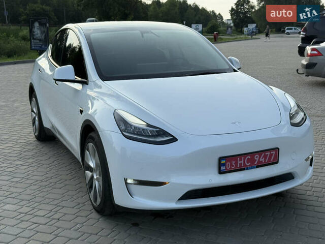 Белый Тесла Model Y, объемом двигателя 0 л и пробегом 75 тыс. км за 24900 $, фото 13 на Automoto.ua