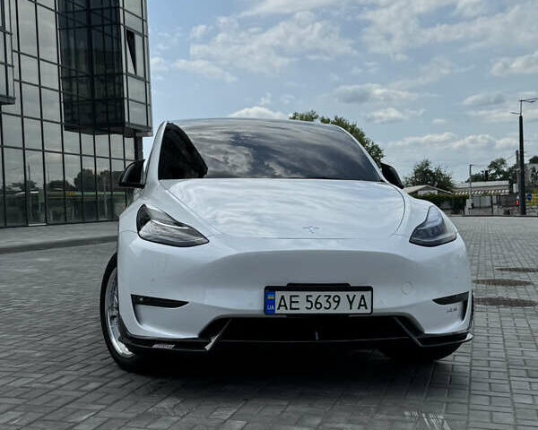 Белый Тесла Model Y, объемом двигателя 0 л и пробегом 80 тыс. км за 26800 $, фото 1 на Automoto.ua