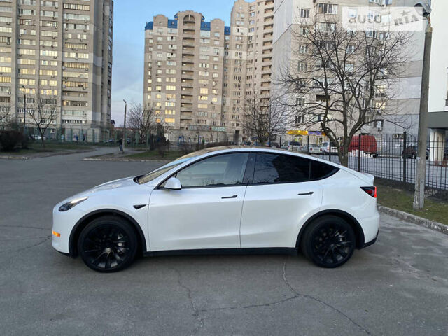 Білий Тесла Model Y, об'ємом двигуна 0 л та пробігом 32 тис. км за 34900 $, фото 3 на Automoto.ua