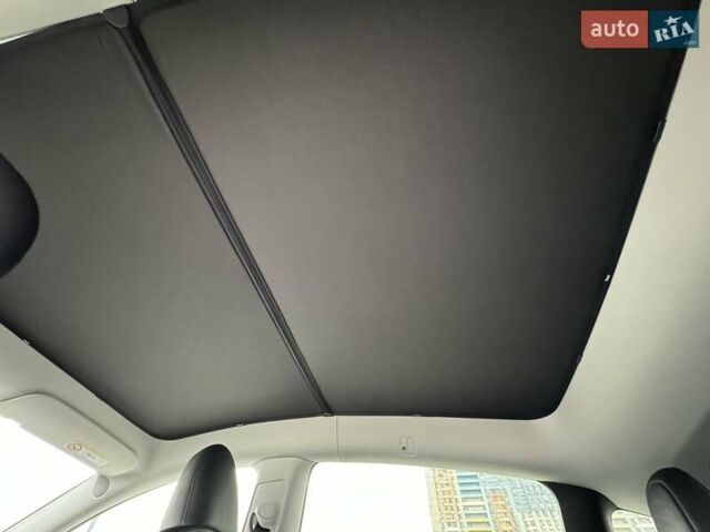 Белый Тесла Model Y, объемом двигателя 0 л и пробегом 45 тыс. км за 33000 $, фото 18 на Automoto.ua