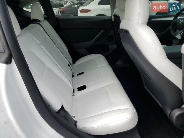 Білий Тесла Model Y, об'ємом двигуна 0 л та пробігом 29 тис. км за 8500 $, фото 10 на Automoto.ua