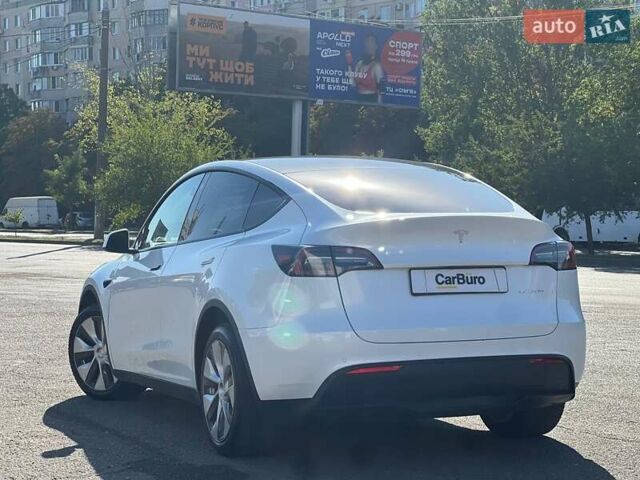 Белый Тесла Model Y, объемом двигателя 0 л и пробегом 31 тыс. км за 24999 $, фото 20 на Automoto.ua