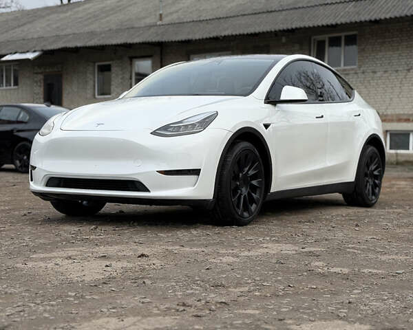Белый Тесла Model Y, объемом двигателя 0 л и пробегом 16 тыс. км за 26500 $, фото 15 на Automoto.ua