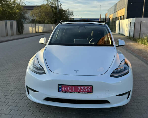 Белый Тесла Model Y, объемом двигателя 0 л и пробегом 94 тыс. км за 24500 $, фото 4 на Automoto.ua