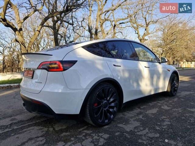 Білий Тесла Model Y, об'ємом двигуна 0 л та пробігом 97 тис. км за 24000 $, фото 7 на Automoto.ua