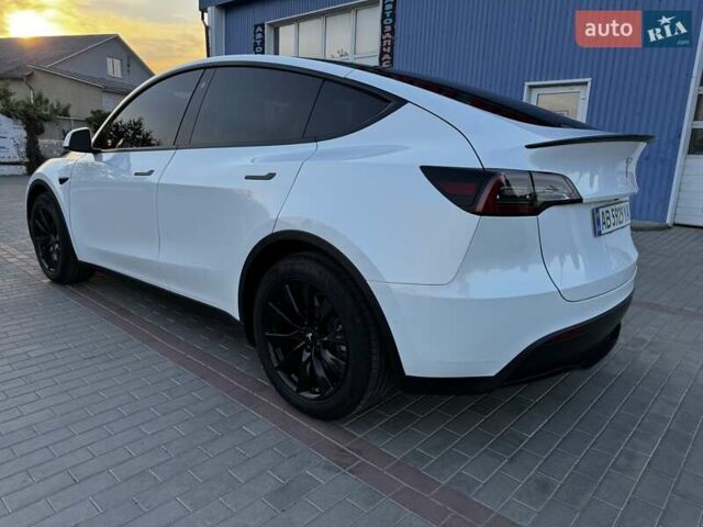 Белый Тесла Model Y, объемом двигателя 0 л и пробегом 59 тыс. км за 28800 $, фото 81 на Automoto.ua