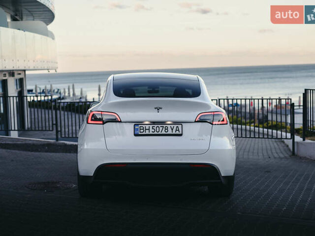 Белый Тесла Model Y, объемом двигателя 0 л и пробегом 45 тыс. км за 28900 $, фото 10 на Automoto.ua