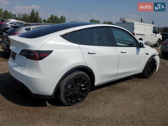Белый Тесла Model Y, объемом двигателя 0 л и пробегом 37 тыс. км за 11000 $, фото 2 на Automoto.ua
