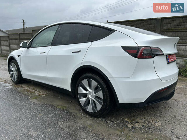 Тесла Model Y 2022 у Вінниці на Automoto.ua Білий Тесла Model Y, об'ємом двигуна 0 л та пробігом 80 тис. км за 24900 $, фото 4 на Automoto.ua