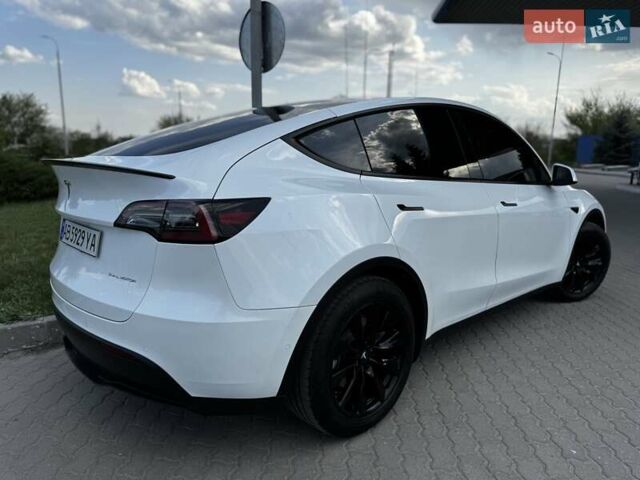 Белый Тесла Model Y, объемом двигателя 0 л и пробегом 59 тыс. км за 28800 $, фото 13 на Automoto.ua