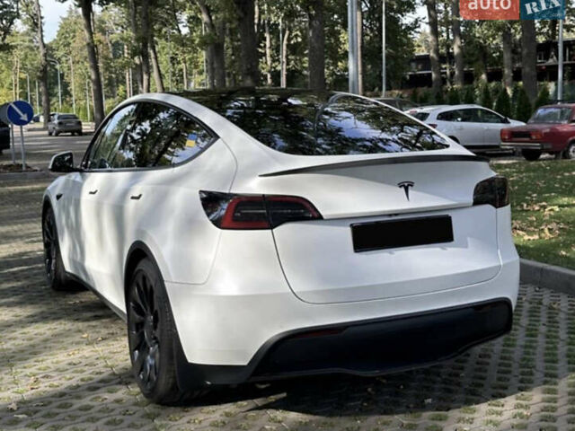 Белый Тесла Model Y, объемом двигателя 0 л и пробегом 49 тыс. км за 35000 $, фото 14 на Automoto.ua