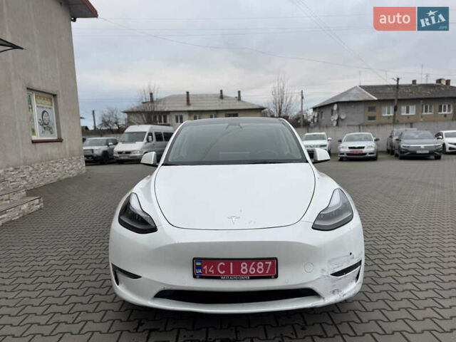Белый Тесла Model Y, объемом двигателя 0 л и пробегом 29 тыс. км за 21700 $, фото 1 на Automoto.ua