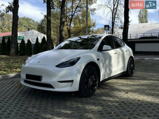 Белый Тесла Model Y, объемом двигателя 0 л и пробегом 49 тыс. км за 35000 $, фото 15 на Automoto.ua