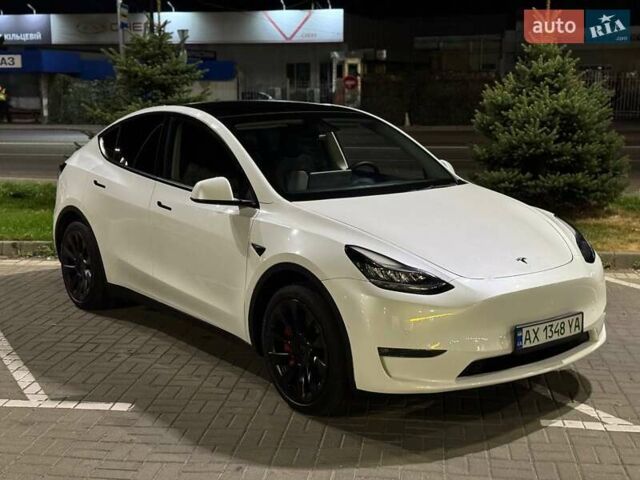 Белый Тесла Model Y, объемом двигателя 0 л и пробегом 41 тыс. км за 21000 $, фото 1 на Automoto.ua