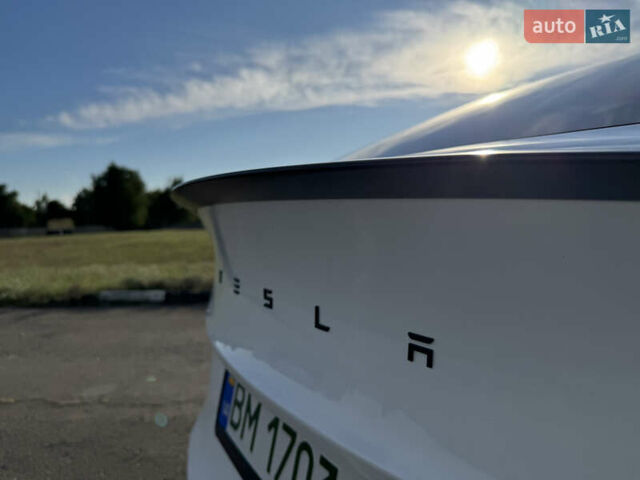 Белый Тесла Model Y, объемом двигателя 0 л и пробегом 51 тыс. км за 31000 $, фото 23 на Automoto.ua