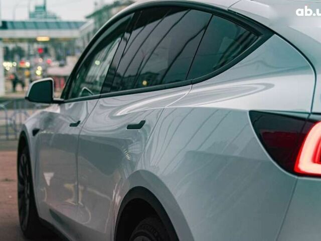 Білий Тесла Model Y, об'ємом двигуна 0 л та пробігом 20 тис. км за 44999 $, фото 12 на Automoto.ua