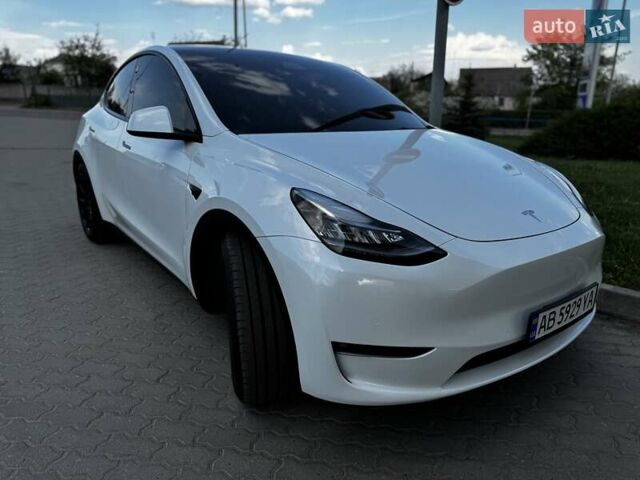 Белый Тесла Model Y, объемом двигателя 0 л и пробегом 59 тыс. км за 28800 $, фото 16 на Automoto.ua