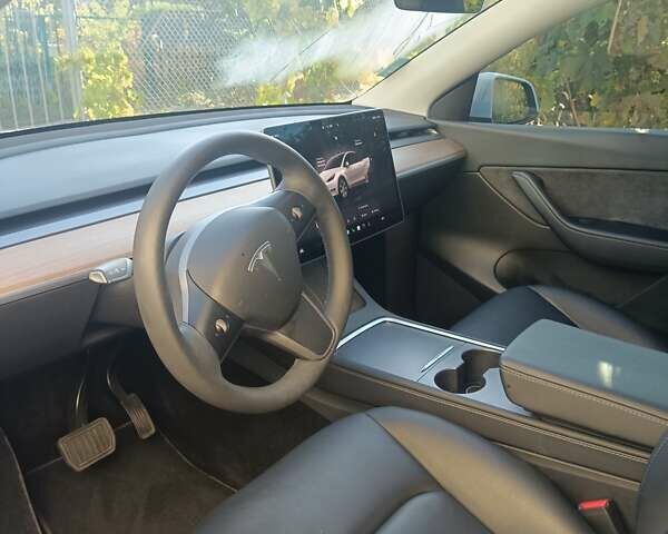 Белый Тесла Model Y, объемом двигателя 0 л и пробегом 30 тыс. км за 28800 $, фото 6 на Automoto.ua