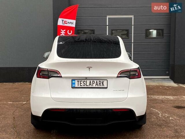 Білий Тесла Model Y, об'ємом двигуна 0 л та пробігом 81 тис. км за 32500 $, фото 8 на Automoto.ua
