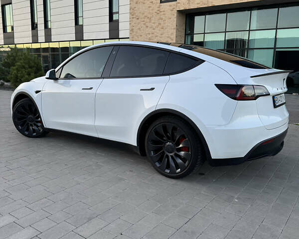 Белый Тесла Model Y, объемом двигателя 0 л и пробегом 53 тыс. км за 29500 $, фото 7 на Automoto.ua